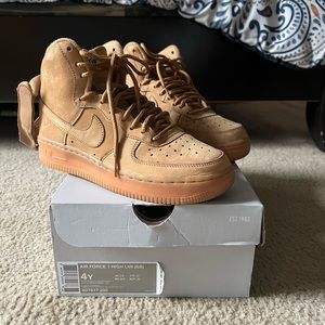High top Air Force 1s